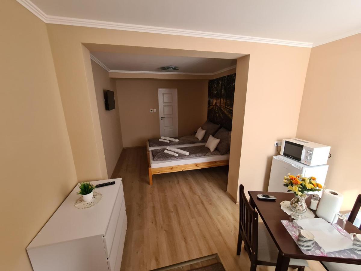 Napfeny Apartman Makó エクステリア 写真